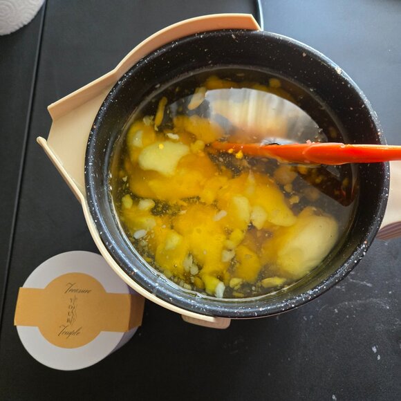 Handcrafted Orange Cream Body Balm - Picture 2 of 8